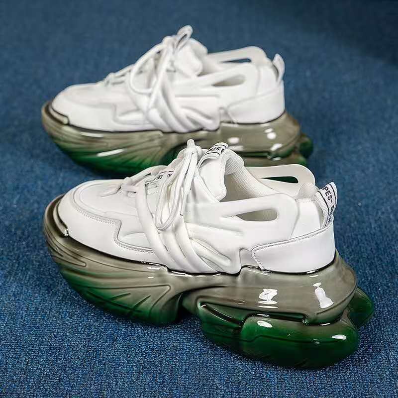 Outdoor Sport Brand Shoes - รองเท้ากีฬาและลำลองพื้นหนานุ่มสบาย แบรนด์คลาสสิก แฟชั่นสำหรับคู่รัก รองเท้าผ้าใบเดินป่า กันลื่น เหมาะสำหรับเดินเล่นกลางแจ้ง